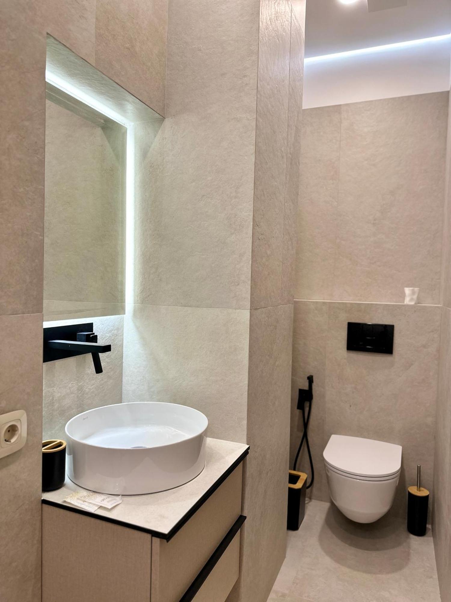 Other Apartments Ivano-Frankivsk Exterior photo